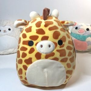 RARE 7” Gary the giraffe squishmallow